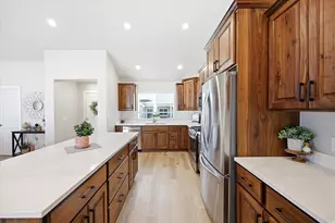 512 E Meadow Ranch Ln, Saratoga Springs, UT 84045 - Photo 15