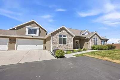512 E Meadow Ranch Ln #D, Saratoga Springs, UT 84045 - Photo 3