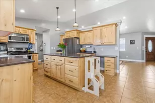 495 N 300 W, Moroni, UT 84646 - Photo 5