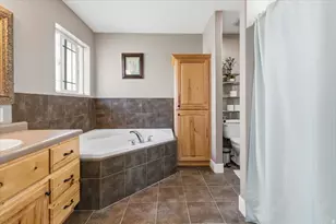 495 N 300 W, Moroni, UT 84646 - Photo 13