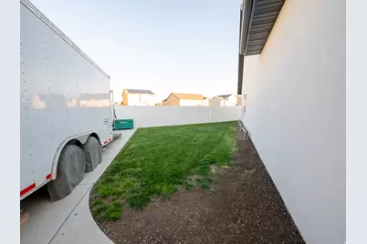 3369 W Sophie Ln S, West Haven, UT 84401 - Photo 27