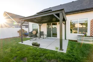 3369 W Sophie Ln S, West Haven, UT 84401 - Photo 23