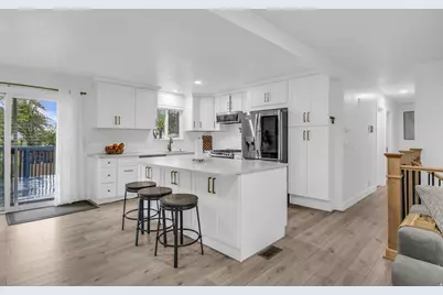 1860 W 7225 S, West Jordan, UT 84084 - Photo 7