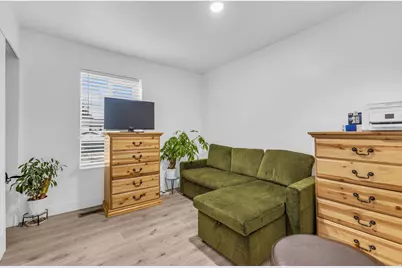 1860 W 7225 S, West Jordan, UT 84084 - Photo 17