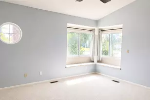 1095 N 2925 W, Layton, UT 84041 - Photo 9