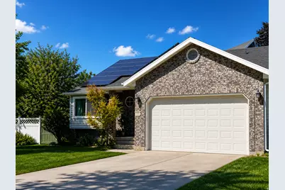 1095 N 2925 W, Layton, UT 84041 - Photo 3