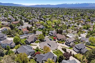 7909 S Twelve Pines Dr, Sandy, UT 84094 - Photo 13