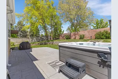 7909 S Twelve Pines Dr, Sandy, UT 84094 - Photo 47
