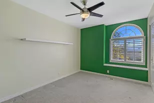 7909 S Twelve Pines Dr, Sandy, UT 84094 - Photo 37