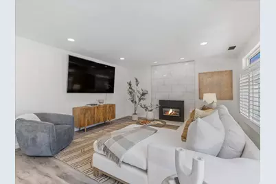 7909 S Twelve Pines Dr, Sandy, UT 84094 - Photo 25