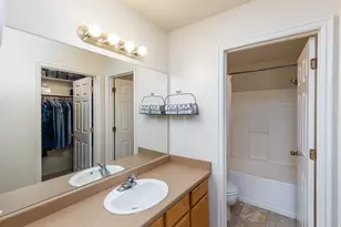 3918 S Madill Cir W, West Valley, UT 84119 - Photo 11