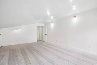 7312 S 2980 E, Cottonwood Heights, UT 84121 - Photo 43