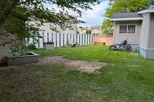 8808 S Oxford Cir W, Sandy, UT 84070 - Photo 19