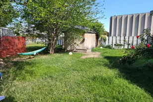8808 S Oxford Cir W, Sandy, UT 84070 - Photo 15
