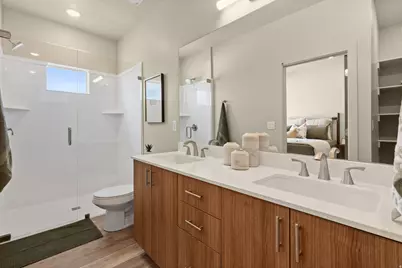 7213 S Ramanee Dr E, Midvale, UT 84047 - Photo 11