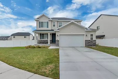 35 E Broxburn Way N, Tooele, UT 84074 - Photo 1