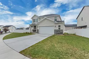35 E Broxburn Way N, Tooele, UT 84074 - Photo 3