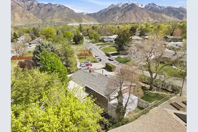 1701 E Village Green Rd, Cottonwood Heights, UT 84121 - Photo 19