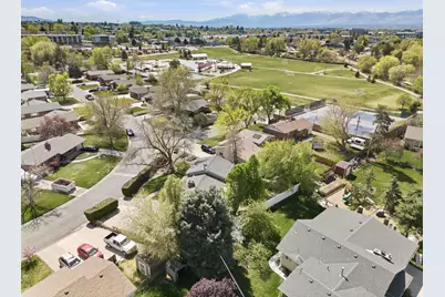 1701 E Village Green Rd, Cottonwood Heights, UT 84121 - Photo 15
