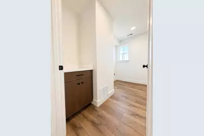 626 E 800 S, Springville, UT 84663 - Photo 5