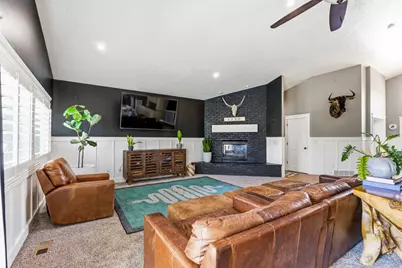 2433 W Saddle Horn Cir S, Bluffdale, UT 84065 - Photo 13