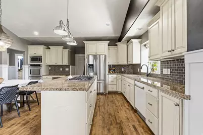 2433 W Saddle Horn Cir S, Bluffdale, UT 84065 - Photo 17