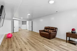 2433 W Saddle Horn Cir S, Bluffdale, UT 84065 - Photo 41