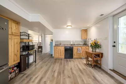 11448 S 1380 E, Sandy, UT 84092 - Photo 41