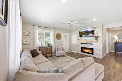 4182 W 9800 N, Cedar Hills, UT 84062 - Photo 7