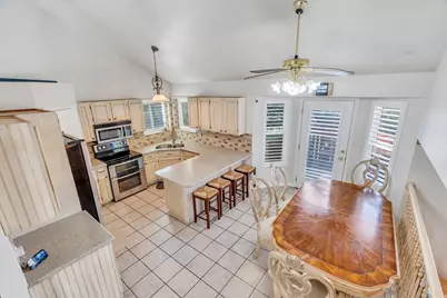8752 S Alta Cove Dr, Sandy, UT 84093 - Photo 5