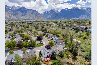 8752 S Alta Cove Dr, Sandy, UT 84093 - Photo 3