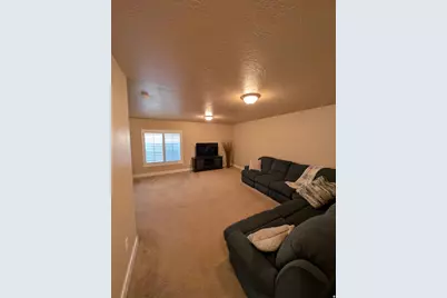 2326 W Mackay Ln, Taylorsville, UT 84129 - Photo 15
