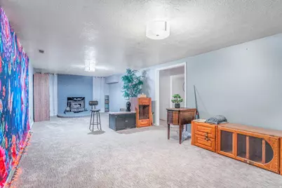 1058 S 1075 E, Clearfield, UT 84015 - Photo 9