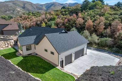 2563 E 2250 N, Layton, UT 84040 - Photo 29