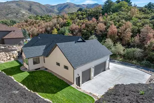 2563 E 2250 N, Layton, UT 84040 - Photo 29
