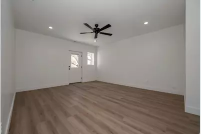 2563 E 2250 N, Layton, UT 84040 - Photo 25