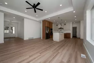 2563 E 2250 N, Layton, UT 84040 - Photo 5