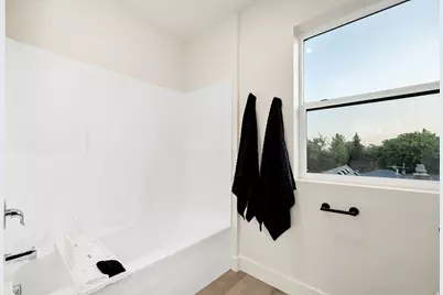 452 N 100 W #104, Logan, UT 84321 - Photo 11