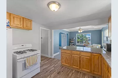 146 E Utah Ave, Tooele, UT 84074 - Photo 9