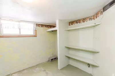 365 W 200 N, Logan, UT 84321 - Photo 25