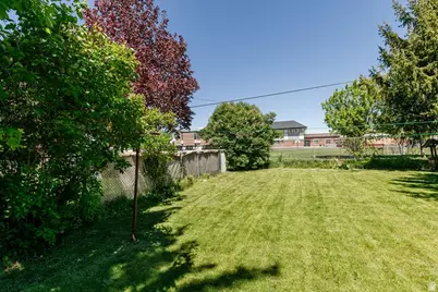 365 W 200 N, Logan, UT 84321 - Photo 35