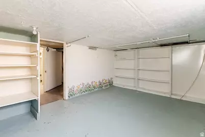 365 W 200 N, Logan, UT 84321 - Photo 23