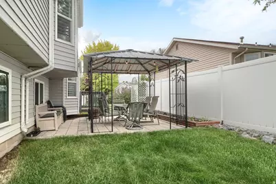 8292 S Piney Ct W, West Jordan, UT 84088 - Photo 33