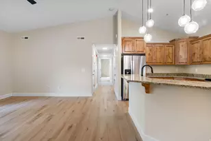 1030 N 995 W, Orem, UT 84057 - Photo 5