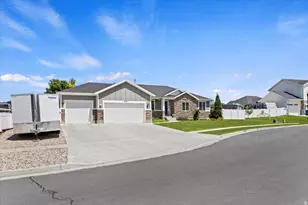 1628 W 1050 S, Syracuse, UT 84075 - Photo 3