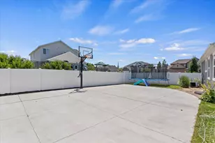 1628 W 1050 S, Syracuse, UT 84075 - Photo 29