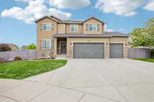 8761 N Durham Ct, Eagle Mountain, UT 84005 - Photo 3