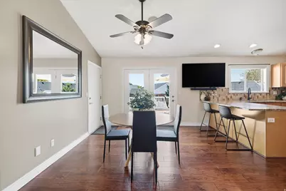 958 E 2100 N, North Logan, UT 84341 - Photo 7