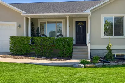 958 E 2100 N, North Logan, UT 84341 - Photo 3