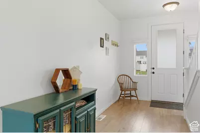 5080 Folkstone Dr, Eagle Mountain, UT 84005 - Photo 15